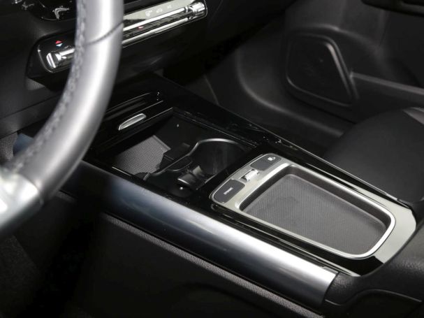 Mercedes-Benz GLA 180 Progressive MBUXNavi-Prem. Kamera EasyP Mercedes-Benz GLA 180 Progressive MBUXNavi-Prem. Kamera EasyP