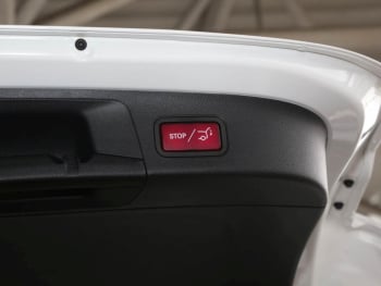 Mercedes-Benz GLA 180 Progressive MBUXNavi-Prem. Kamera EasyP