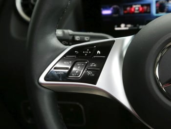 Mercedes-Benz GLA 180 Progressive MBUXNavi-Prem. Kamera EasyP