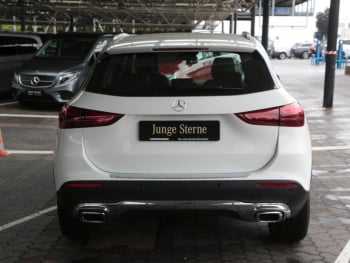 Mercedes-Benz GLA 180 Progressive MBUXNavi-Prem. Kamera EasyP