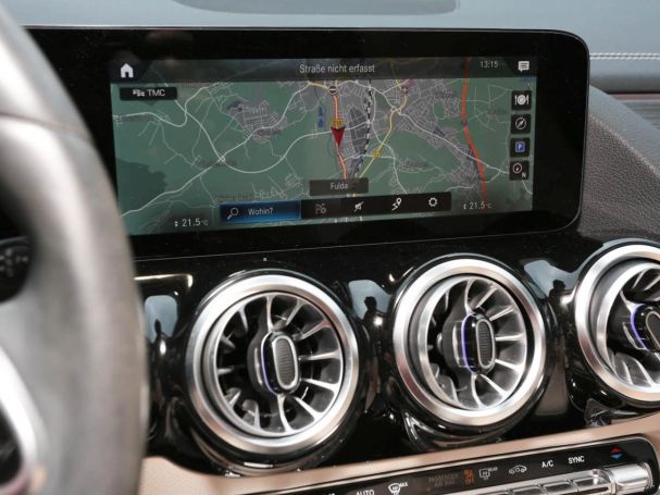 Mercedes-Benz GLA 200 4M Progressive Distronic Panorama 360°