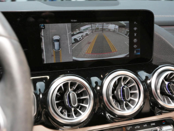 Mercedes-Benz GLA 200 4M Progressive Distronic Panorama 360°