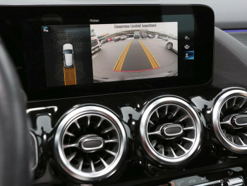 Mercedes-Benz GLA 200 d 4M Progressive MBUX Navi Panorama