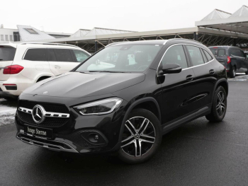 Mercedes-Benz GLA 200 d 4M Progressive MBUX Navi Panorama