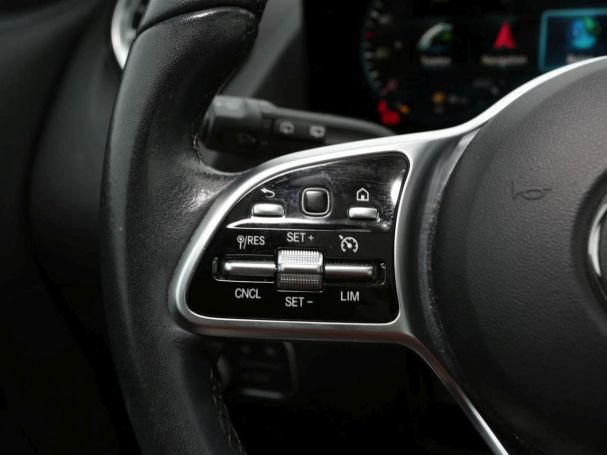 Mercedes-Benz GLA 200 d 4M Progressive MBUX Navi Panorama