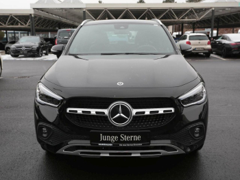 Mercedes-Benz GLA 200 d 4M Progressive MBUX Navi Panorama
