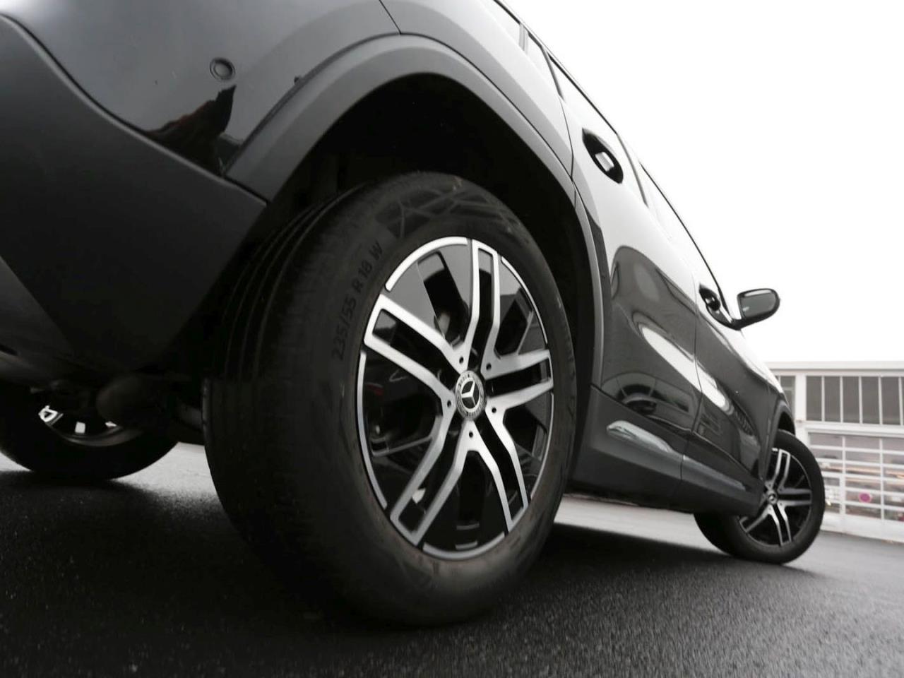 Mercedes-Benz GLA 200 d 4M Progressive MBUX Navi Panorama