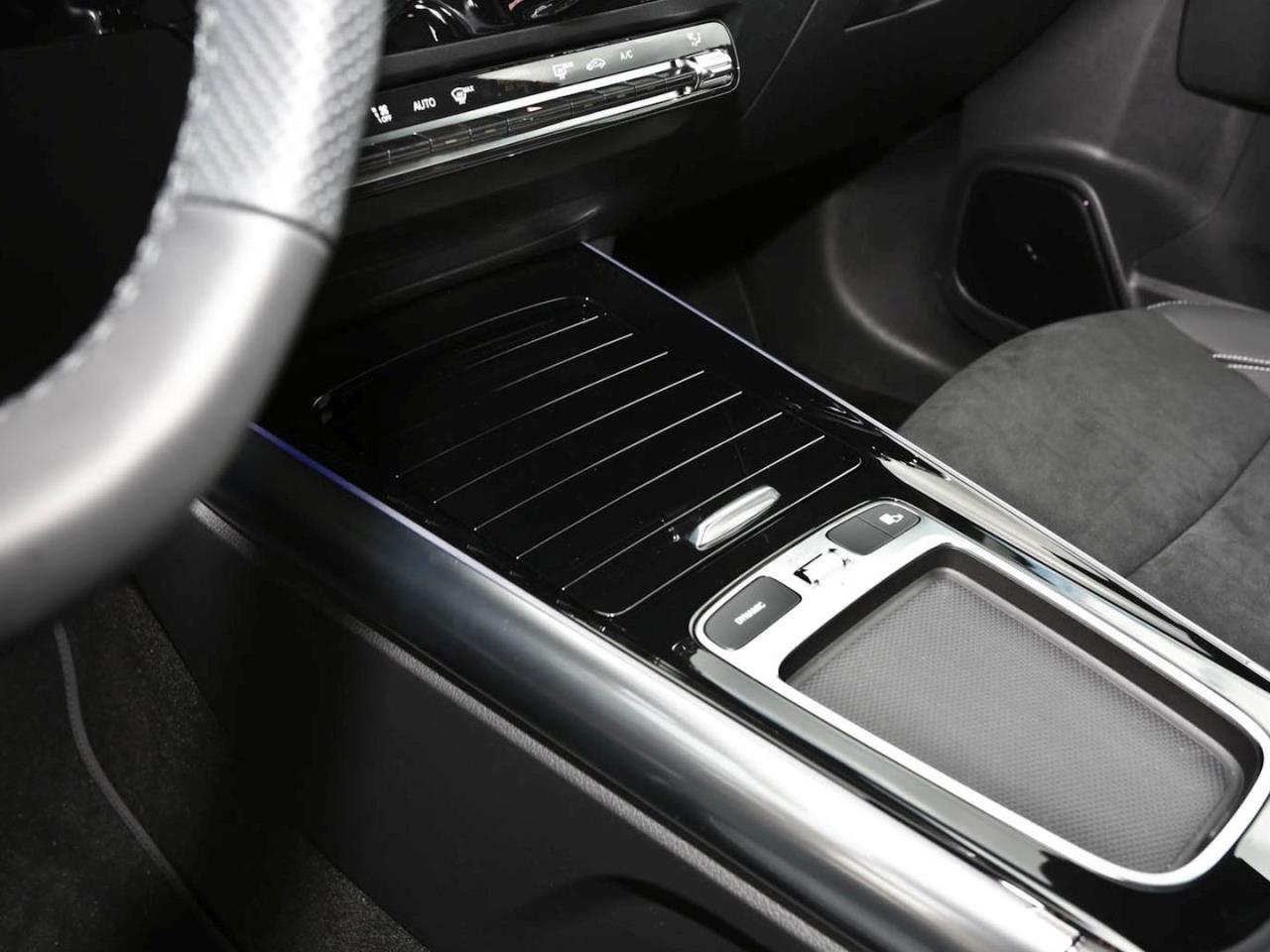 Mercedes-Benz GLA 200 d AMG Night Distronic Easy-Pack AHK 360°