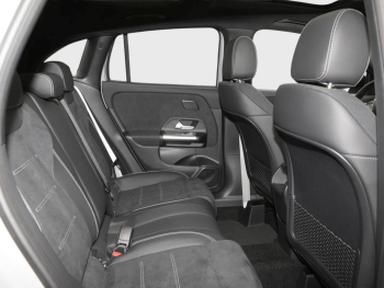 Mercedes-Benz GLA 200 d AMG Night  MBUX Navi-Prem Panorama AHK