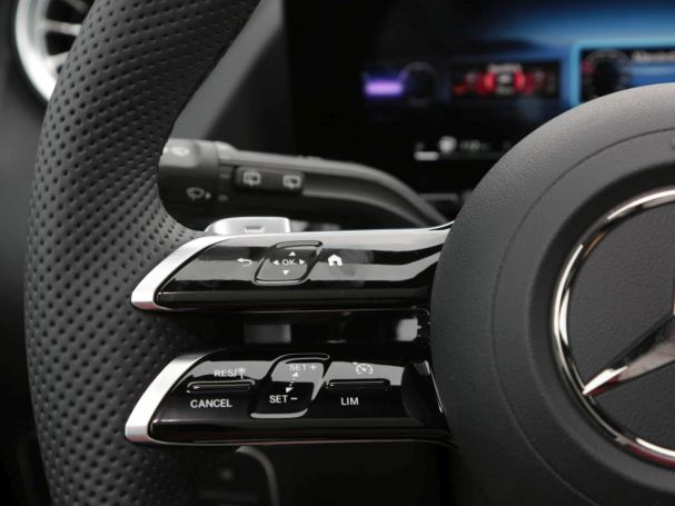 Mercedes-Benz GLA 200 d AMG Night MBUX Navi-Prem Panorama AHK Mercedes-Benz GLA 200 d AMG Night MBUX Navi-Prem Panorama AHK