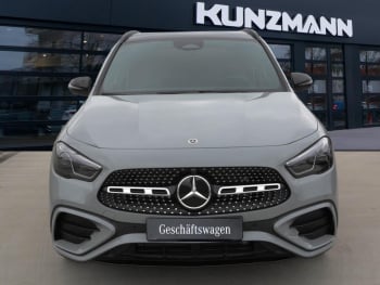 Mercedes-Benz GLA 200 d AMG Night  MBUX Navi-Prem Panorama AHK