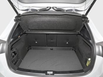 Mercedes-Benz GLA 200 d AMG Night  MBUX Navi-Prem Panorama AHK