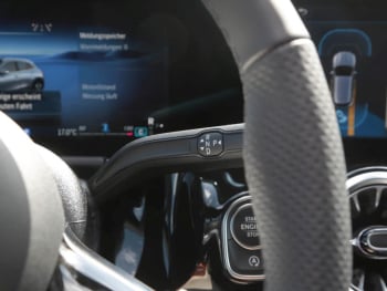 Mercedes-Benz GLA 200 d AMG Night MBUXNavi-Prem. EasyPack AHK