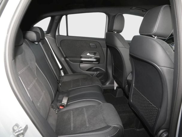 Mercedes-Benz GLA 200 d AMG Night MBUXNavi-Prem. EasyPack AHK