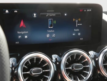 Mercedes-Benz GLA 200 d AMG Night MBUXNavi-Prem. EasyPack AHK