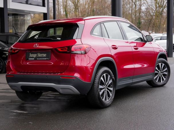 Mercedes-Benz GLA 200 d Style Memory Kamera SpurHalte EasyP