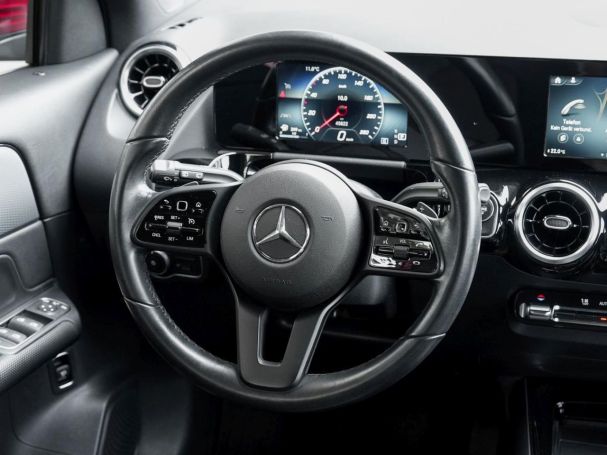 Mercedes-Benz GLA 200 d Style Memory Kamera SpurHalte EasyP