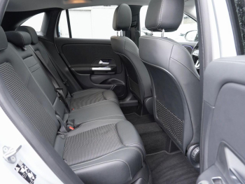 Mercedes-Benz GLA 200 Progressive Night Panorama Distronic 360°