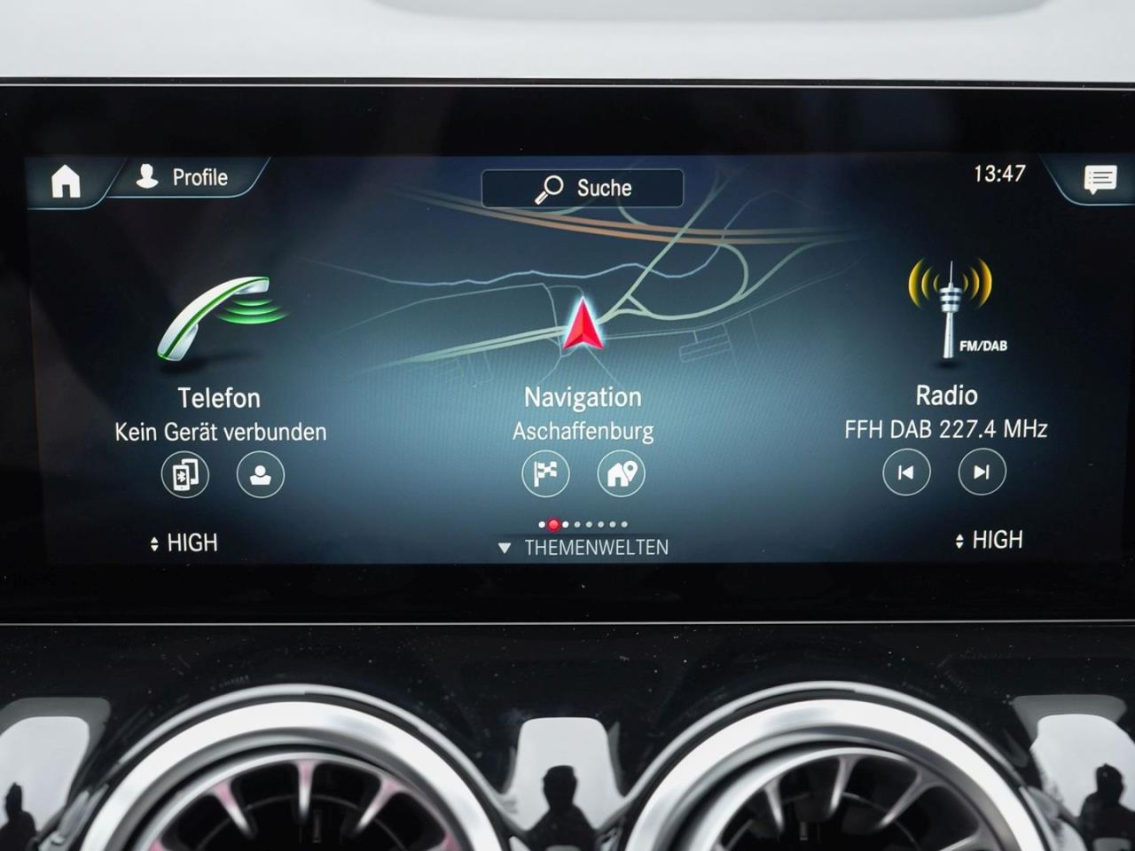 Mercedes-Benz GLA 200 Progressive Night Panorama Distronic 360°