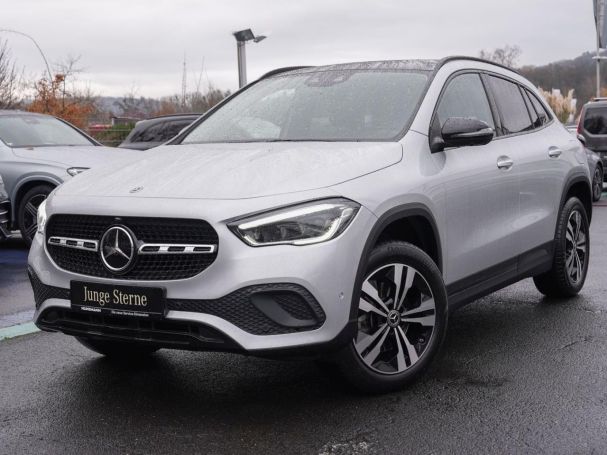 Mercedes-Benz GLA 200 Progressive Night Panorama Distronic 360°