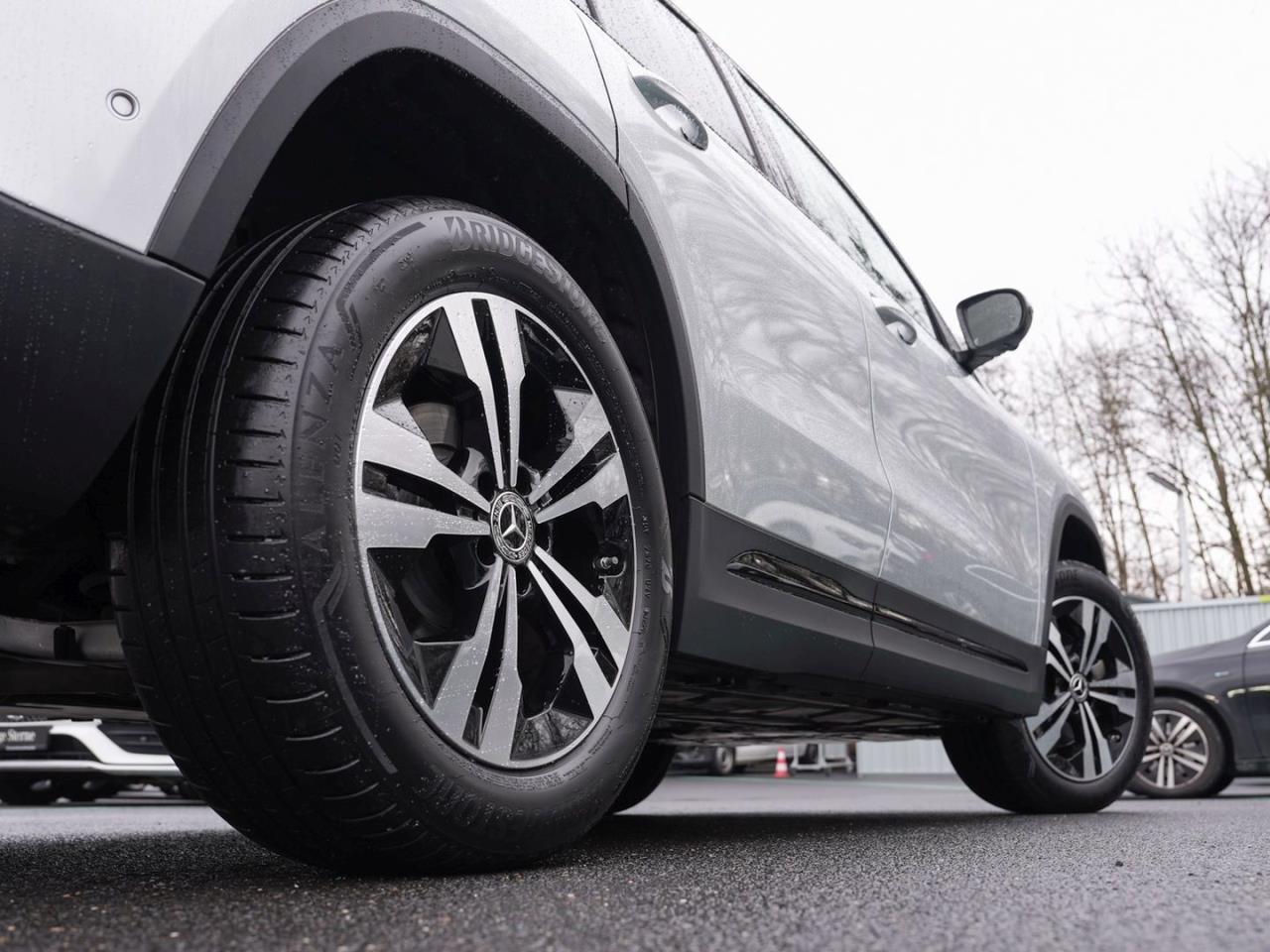 Mercedes-Benz GLA 200 Progressive Night Panorama Distronic 360°