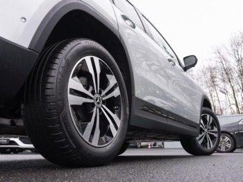 Mercedes-Benz GLA 200 Progressive Night Panorama Distronic 360°