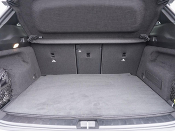 Mercedes-Benz GLA 200 Progressive Night Panorama Distronic 360°