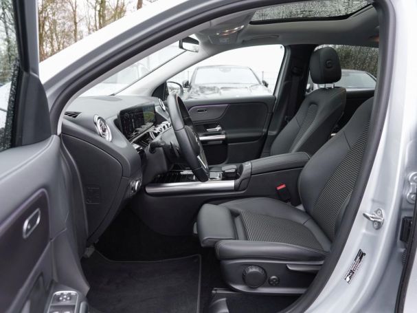 Mercedes-Benz GLA 200 Progressive Night Panorama Distronic 360°