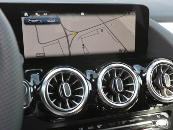 Mercedes-Benz GLA 200 AMG Night MBUX AHK Park-Paket Easy-Pack