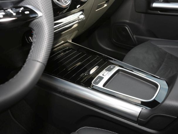 Mercedes-Benz GLA 200 AMG Night MBUX AHK Park-Paket Easy-Pack Mercedes-Benz GLA 200 AMG Night MBUX AHK Park-Paket Easy-Pack