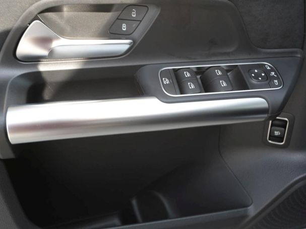 Mercedes-Benz GLA 200 AMG Night MBUX AHK Park-Paket Easy-Pack Mercedes-Benz GLA 200 AMG Night MBUX AHK Park-Paket Easy-Pack