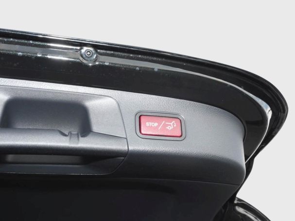 Mercedes-Benz GLA 200 AMG Night MBUX AHK Park-Paket Easy-Pack Mercedes-Benz GLA 200 AMG Night MBUX AHK Park-Paket Easy-Pack