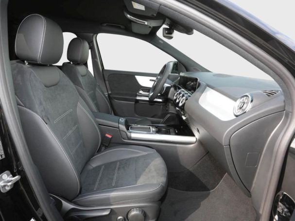 Mercedes-Benz GLA 200 AMG Night MBUX AHK Park-Paket Easy-Pack Mercedes-Benz GLA 200 AMG Night MBUX AHK Park-Paket Easy-Pack