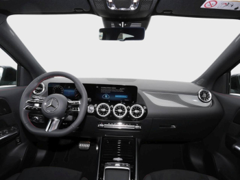 Mercedes-Benz GLA 200 AMG MBUX Navi Prem. AHK 360° Kamera LED