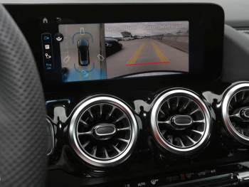 Mercedes-Benz GLA 200 AMG MBUX Navi Prem. AHK 360° Kamera LED