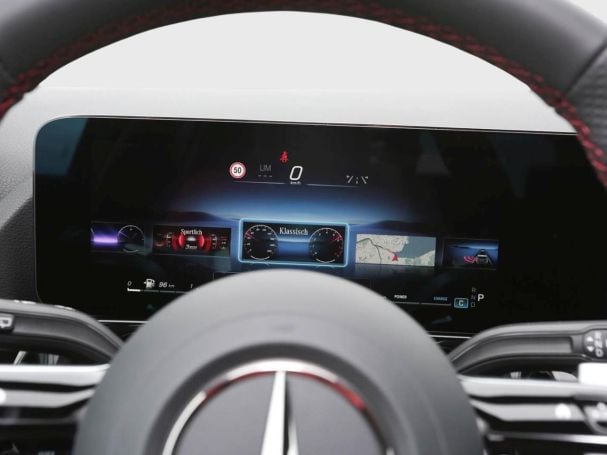 Mercedes-Benz GLA 200 AMG MBUX Navi Prem. AHK 360° Kamera LED Mercedes-Benz GLA 200 AMG MBUX Navi Prem. AHK 360° Kamera LED