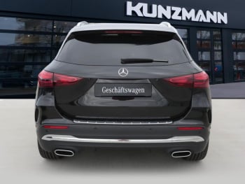 Mercedes-Benz GLA 200 AMG MBUX Navi Prem. AHK 360° Kamera LED