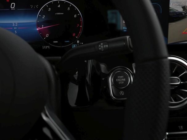 Mercedes-Benz GLA 200 AMG Night Navi Kamera Easy-Pack Totwinkel Mercedes-Benz GLA 200 AMG Night Navi Kamera Easy-Pack Totwinkel