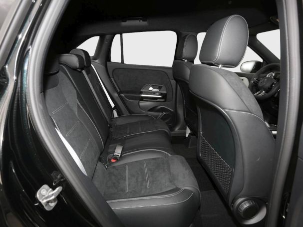 Mercedes-Benz GLA 200 AMG Night Navi Kamera Easy-Pack Totwinkel Mercedes-Benz GLA 200 AMG Night Navi Kamera Easy-Pack Totwinkel