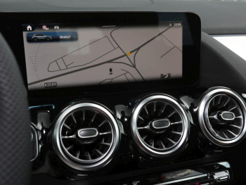 Mercedes-Benz GLA 200 AMG Night Navi Kamera Easy-Pack Totwinkel