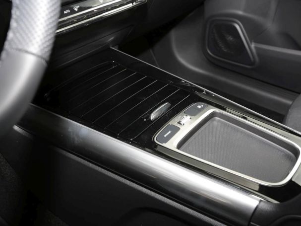 Mercedes-Benz GLA 200 AMG Night Navi Kamera Easy-Pack Totwinkel Mercedes-Benz GLA 200 AMG Night Navi Kamera Easy-Pack Totwinkel