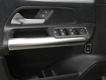 Mercedes-Benz GLA 200 AMG Night Navi Kamera Easy-Pack Totwinkel