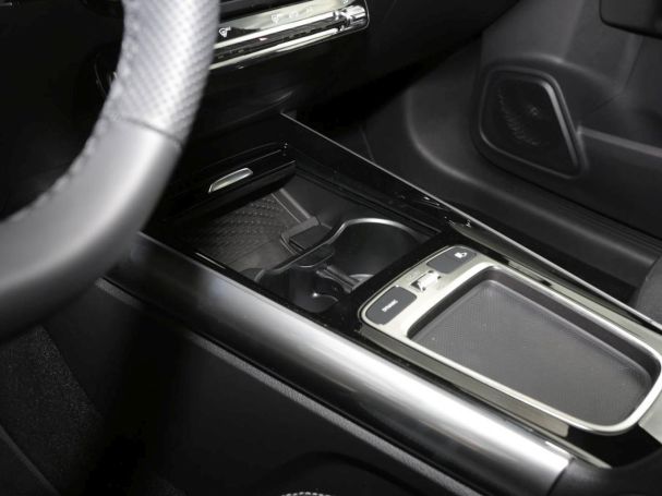 Mercedes-Benz GLA 200 AMG Night Navi Kamera Easy-Pack Totwinkel Mercedes-Benz GLA 200 AMG Night Navi Kamera Easy-Pack Totwinkel