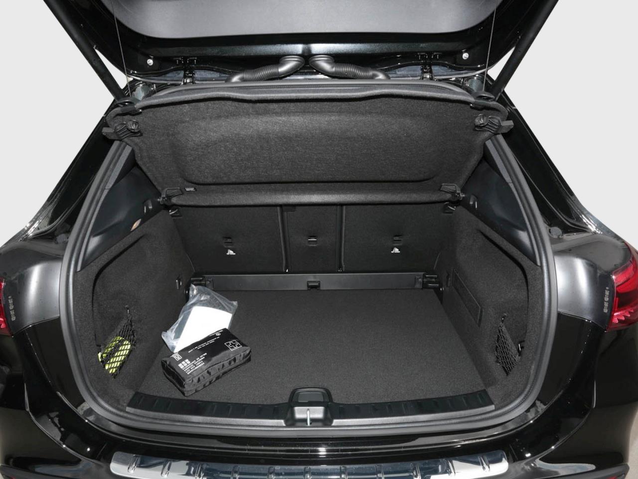 Mercedes-Benz GLA 200 AMG Night Navi Kamera Easy-Pack Totwinkel