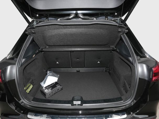 Mercedes-Benz GLA 200 AMG Night Navi Kamera Easy-Pack Totwinkel Mercedes-Benz GLA 200 AMG Night Navi Kamera Easy-Pack Totwinkel