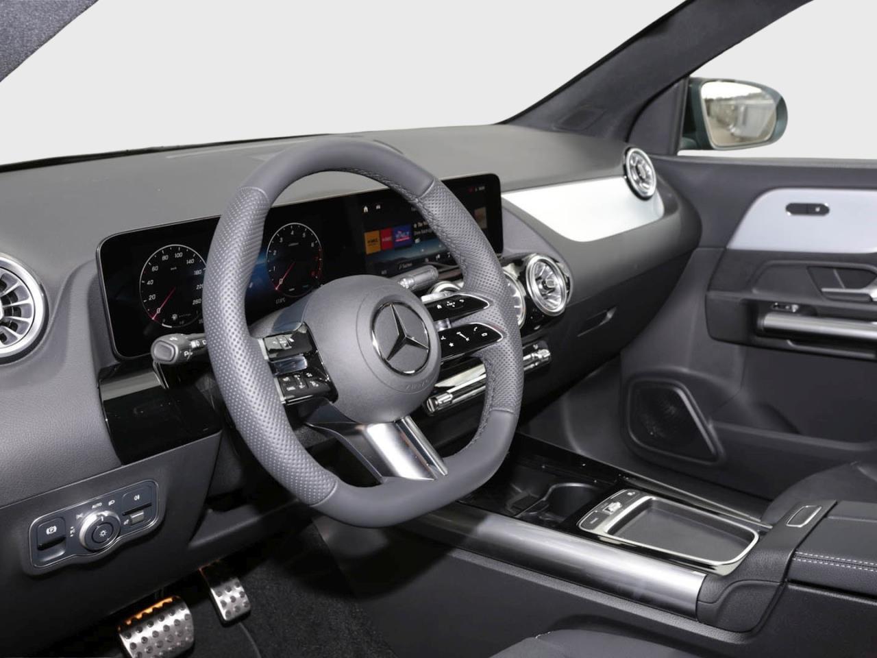 Mercedes-Benz GLA 200 AMG Night Navi Kamera Easy-Pack Totwinkel