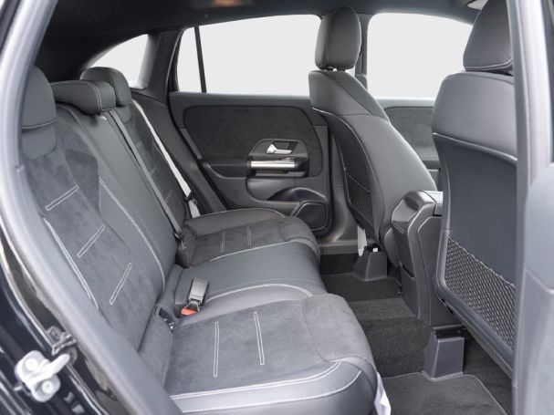 Mercedes-Benz GLA 200 AMG Night Navi AHK Kamera Lenkradheizung