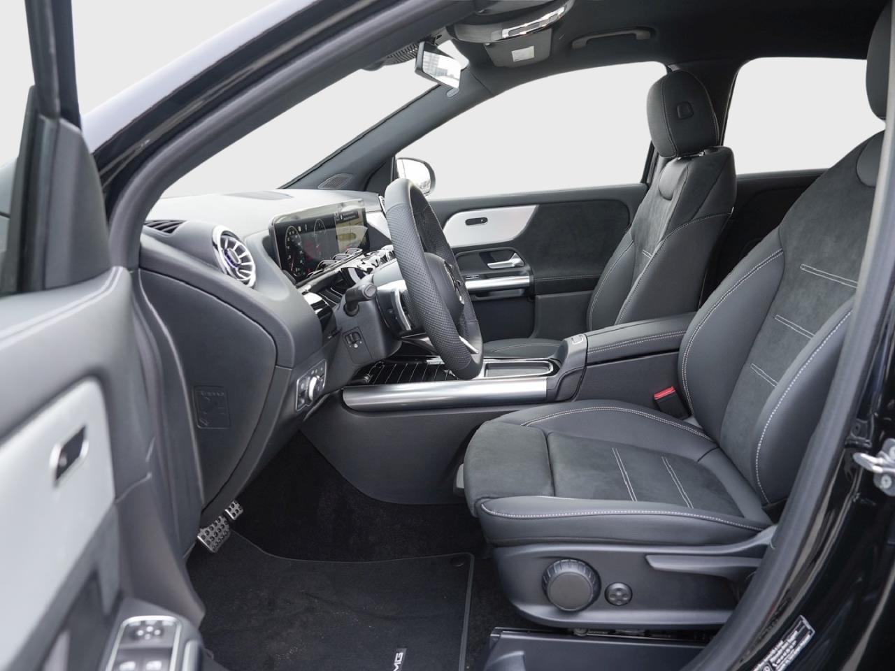 Mercedes-Benz GLA 200 AMG Night Navi AHK Kamera Lenkradheizung