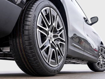 Mercedes-Benz GLA 200 AMG Night Navi AHK Kamera Lenkradheizung