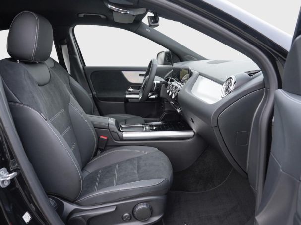 Mercedes-Benz GLA 200 AMG Night Navi AHK Kamera Lenkradheizung